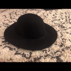 Black Aldo Hat